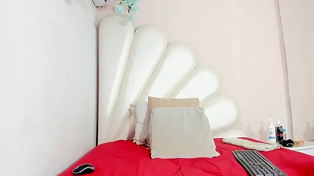 Snapshot of Lorena_Hawkins chatting on 01.30.25 Lorena Hawkins online show from 01.30.25