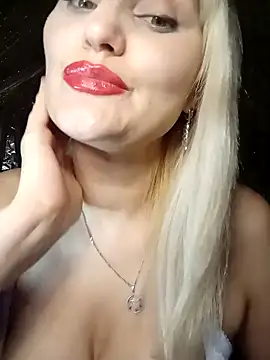 Freya Milf online show from 01.23.25