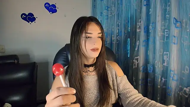 Snapshot of Dollbehavior_ chatting on 11.14.25 Dollbehavior online show from 11.14.25