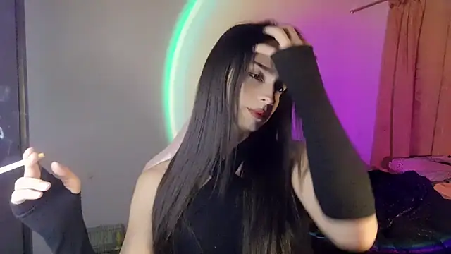 Snapshot of Dollbehavior_ chatting on 04.18.26 Dollbehavior online show from 04.18.26