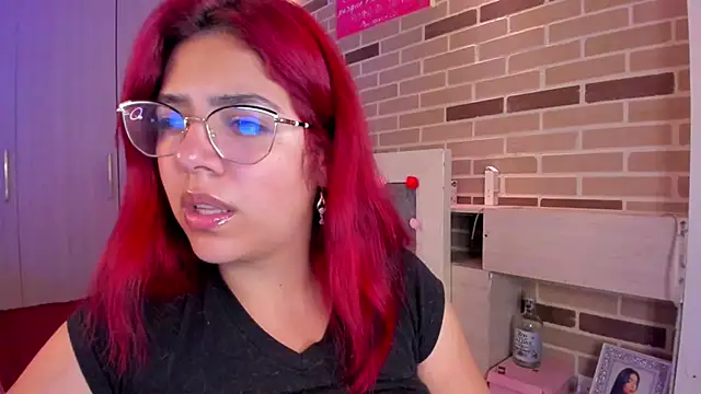 Snapshot of Rousse_Collinss chatting on 12.18.24 Rousse Collinss online show from 12.18.24