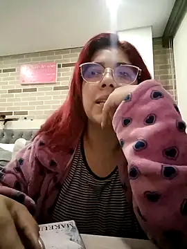 Snapshot of Rousse_Collinss chatting on 12.19.24 Rousse Collinss online show from 12.19.24