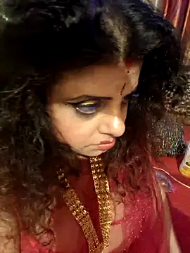 Snapshot of Maaya66 chatting on 12.31.24 Maaya66 online show from 12.31.24