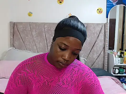 Snapshot of sheryl_me chatting on 04.10.26 sheryl me online show from 04.10.26