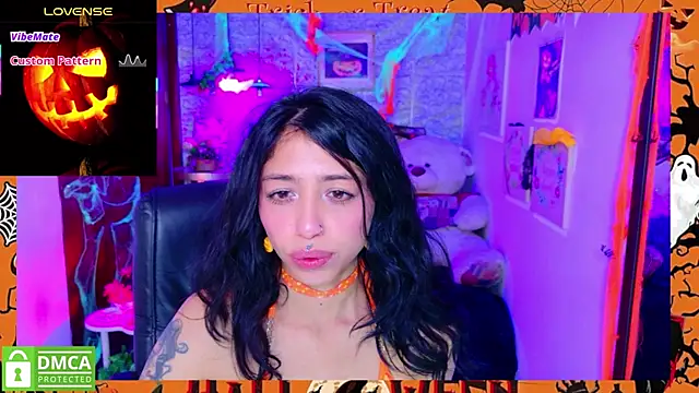 REDHOTTER  online show from 10.31.25