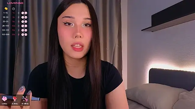 Snapshot of Kaia_Sunshine_Mia chatting on 07.02.26 Kaia Sunshine Mia online show from 07.02.26