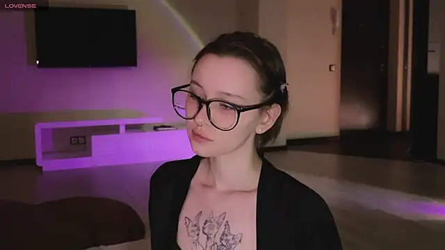 Snapshot of yourconcept chatting on 03.06.25 yourconcept online show from 03.06.25