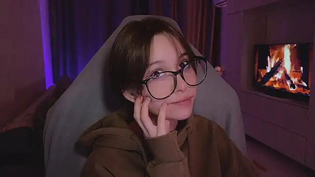 Snapshot of yourconcept chatting on 09.18.25 yourconcept online show from 09.18.25