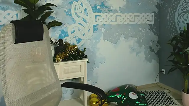 Orianna Fox online show from 12.31.24