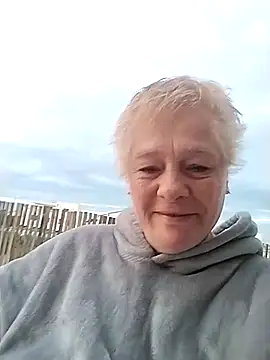 SoDi Love online show from 01.02.25