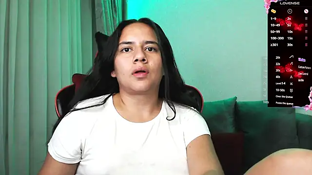 Snapshot of Lexyevans chatting on 01.25.25 Lexyevans online show from 01.25.25