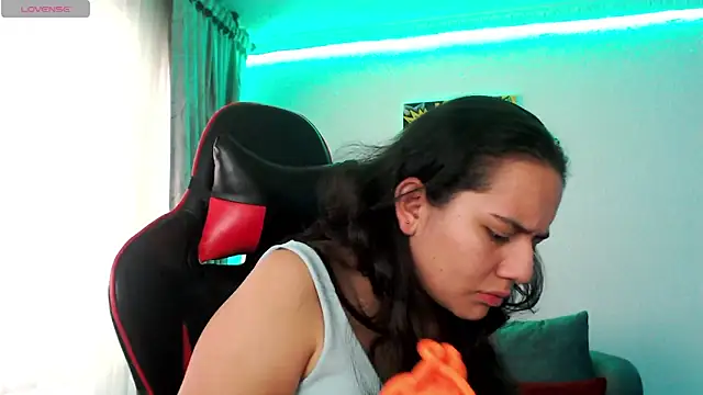 Snapshot of Lexyevans chatting on 03.20.25 Lexyevans online show from 03.20.25