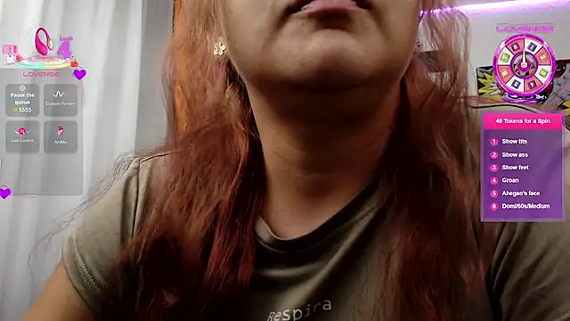 Snapshot of Lexyevans chatting on 10.12.25 Lexyevans online show from 10.12.25