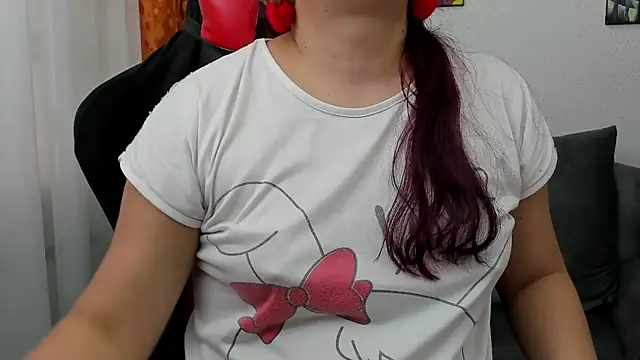 Snapshot of Lexyevans chatting on 02.22.26 Lexyevans online show from 02.22.26