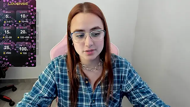 Snapshot of maryluna95 chatting on 01.22.25 maryluna95 online show from 01.22.25