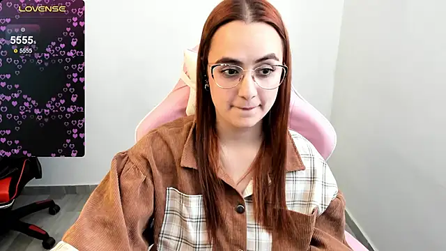 Snapshot of maryluna95 chatting on 01.23.25 maryluna95 online show from 01.23.25