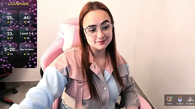 Snapshot of maryluna95 chatting on 01.30.25 maryluna95 online show from 01.30.25