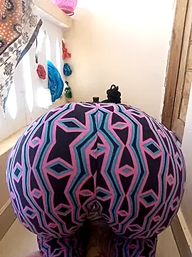 zainabsmile online show from 04.14.26