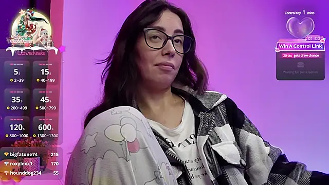 Snapshot of RitaSonnet chatting on 12.26.24 RitaSonnet online show from 12.26.24