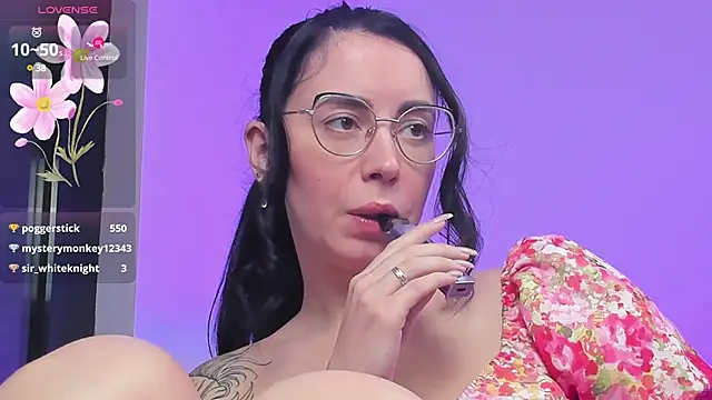 Snapshot of RitaSonnet chatting on 03.05.25 RitaSonnet online show from 03.05.25