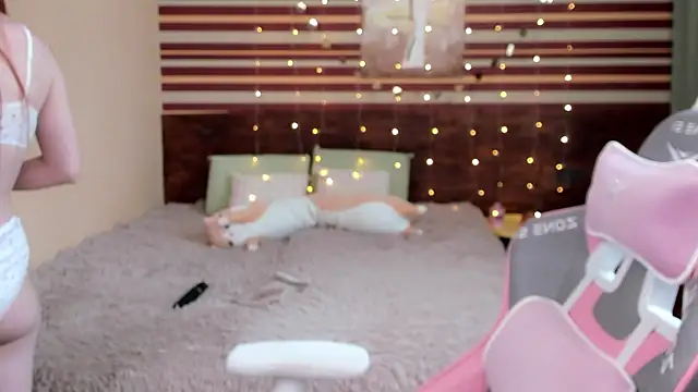 MilanaMua online show from 09.16.25