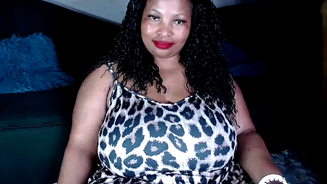Snapshot of black_barbie4u chatting on 09.12.25 black barbie4u online show from 09.12.25