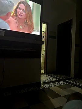 isaackaua online show from 10.10.25