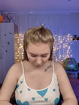 D0nna  online show from 02.13.26