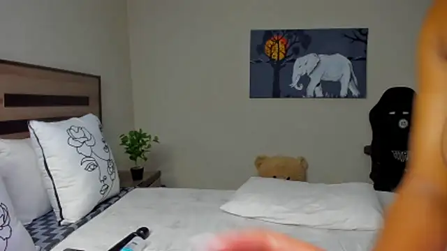 Renee-18 online show from 02.01.26