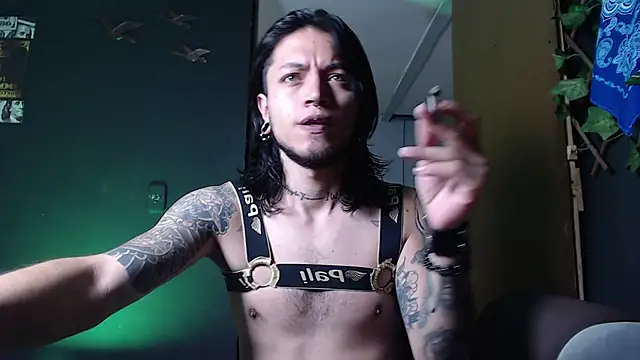 Dicaprioo  online show from 11.07.25