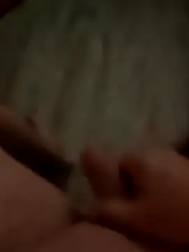 Snapshot of Szeltolo001 chatting on 11.20.25 Szeltolo001 online show from 11.20.25