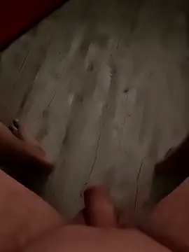 Snapshot of Szeltolo001 chatting on 12.01.25 Szeltolo001 online show from 12.01.25