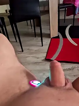 Snapshot of Szeltolo001 chatting on 02.07.26 Szeltolo001 online show from 02.07.26