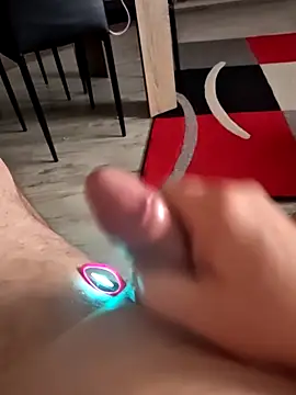 Snapshot of Szeltolo001 chatting on 02.10.26 Szeltolo001 online show from 02.10.26