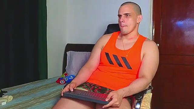 Snapshot of Regansmiths chatting on 02.07.25 Regansmiths online show from 02.07.25