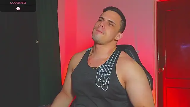 Snapshot of Regansmiths chatting on 10.23.25 Regansmiths online show from 10.23.25