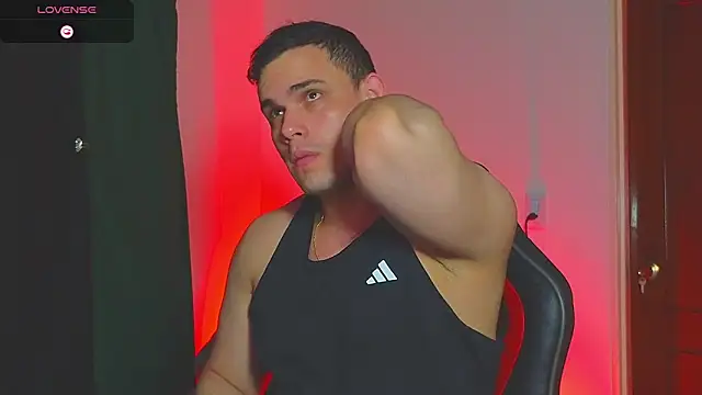 Snapshot of Regansmiths chatting on 10.29.25 Regansmiths online show from 10.29.25