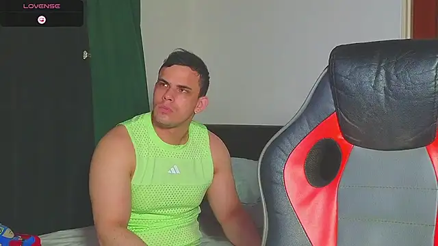 Snapshot of Regansmiths chatting on 10.30.25 Regansmiths online show from 10.30.25