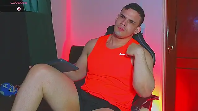 Snapshot of Regansmiths chatting on 11.19.25 Regansmiths online show from 11.19.25