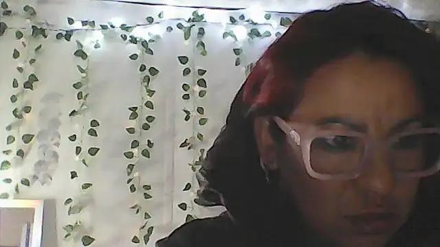 Erotic nayma online show from 01.28.25