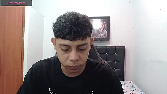 Snapshot of Wiiliam_20 chatting on 02.11.25 Wiiliam 20 online show from 02.11.25