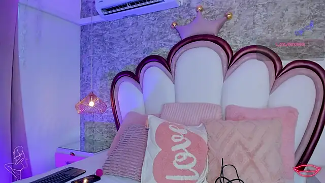 EmmaCrush online show from 03.25.26