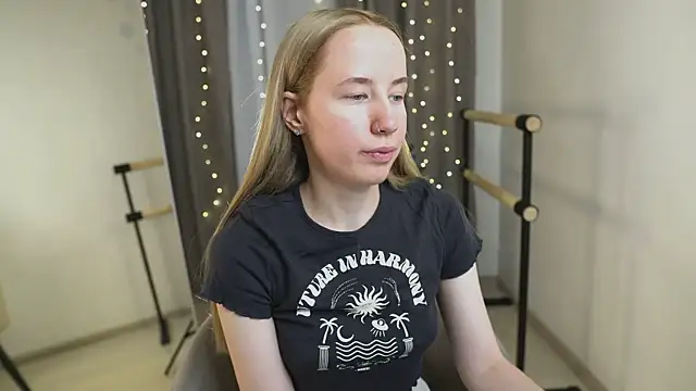 Cassie Kelman online show from 12.21.25