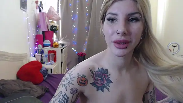 BLACKPeonyy online show from 10.29.25