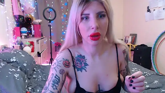 BLACKPeonyy online show from 11.23.25