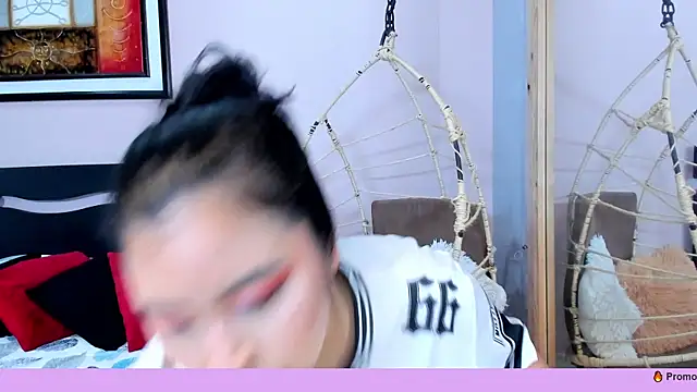 Snapshot of _alaiasmile_ chatting on 02.22.25 alaiasmile online show from 02.22.25