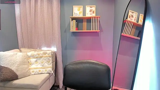 Snapshot of _alaiasmile_ chatting on 06.12.26 alaiasmile online show from 06.12.26