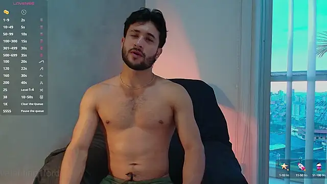 Valentinoford online show from 03.18.25