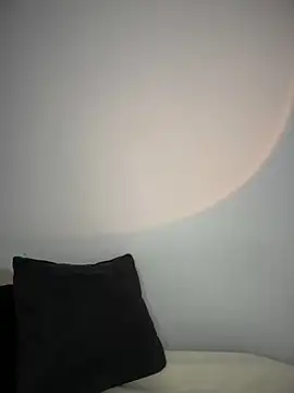 Snapshot of Naughty_arabs chatting on 11.19.25 Naughty arabs online show from 11.19.25