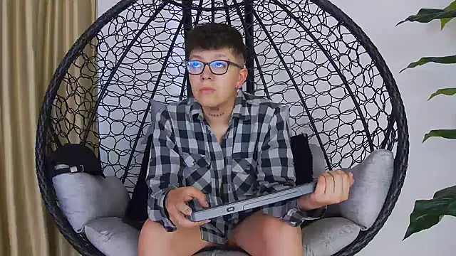 alex noa online show from 11.13.25